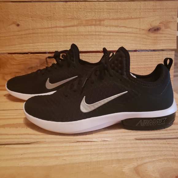 Nike Air Max Kantara 908982-001 Mens Running Shoes